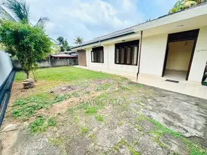 House for Rent – Kalapaluwawa Road, Aggona Ruwanpura