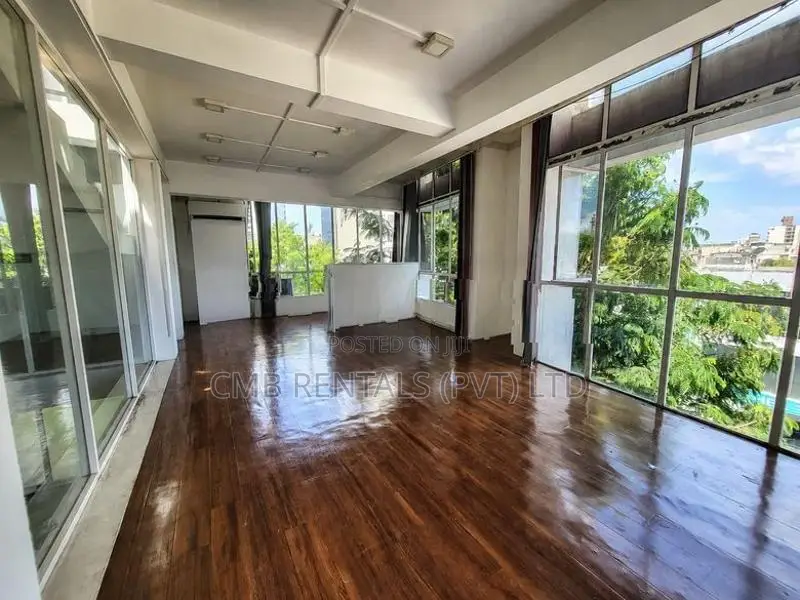 Commercial Building For Rent -Colombo 07 CC751