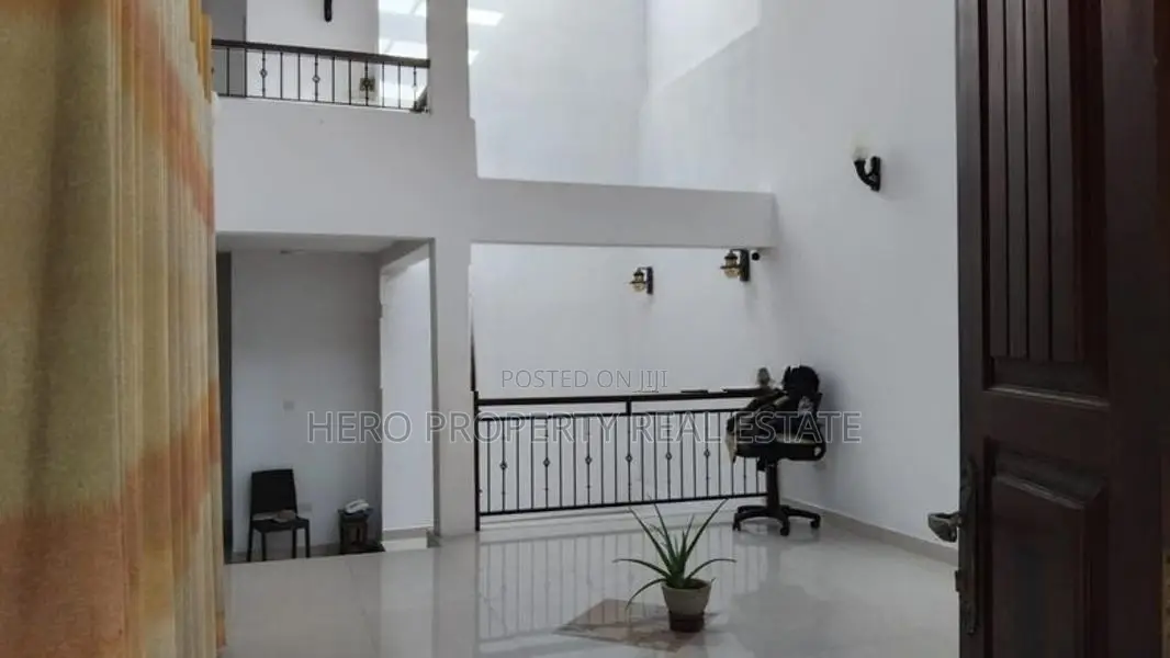 Elegant House for Sale in Kiribathgoda