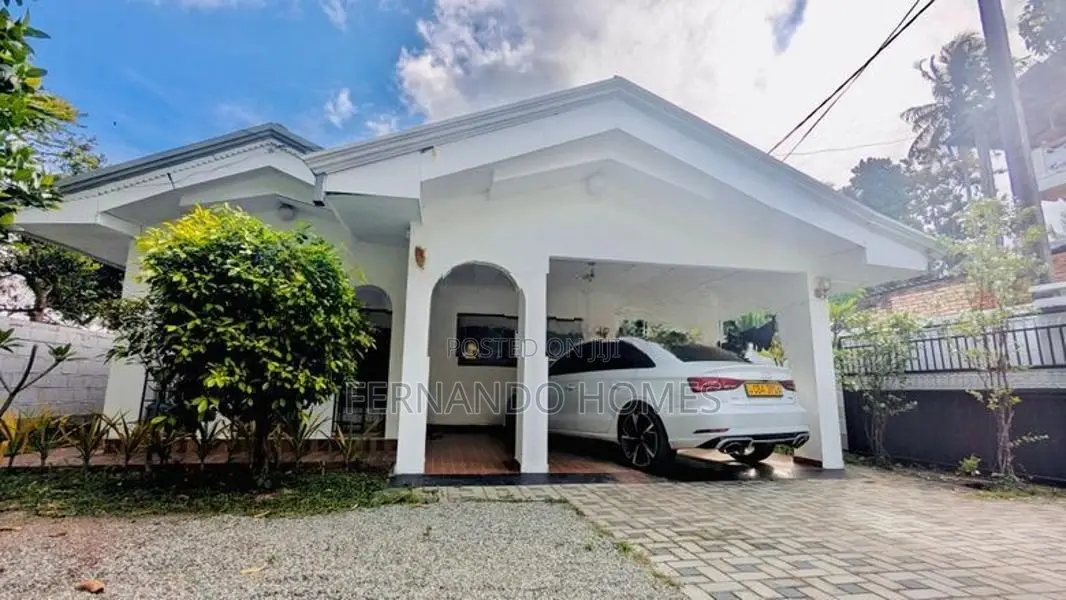 Premium Near For Katunayaka Airport House Selling With Furnitures Too