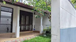 Elegant House for Sale in Kiribathgoda