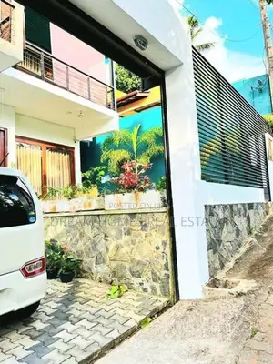Fully Furnished Luxury Modern House for Rent Piliyandala