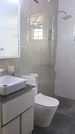 Seeduwa Katunayake Close to Airport semi furnished luxury house for re