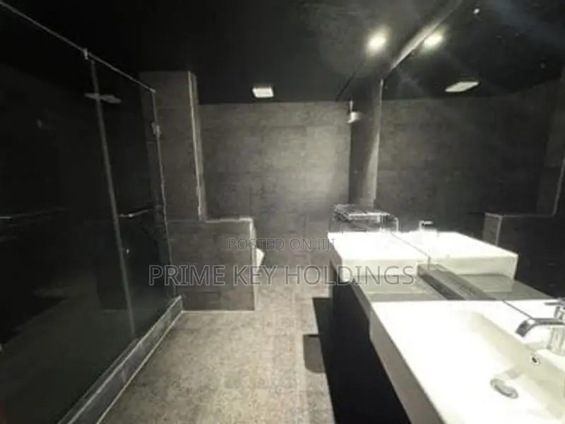 Luxury Furnished 3-Bedroom Apartment for Rent – Rajagiriya (AR111)