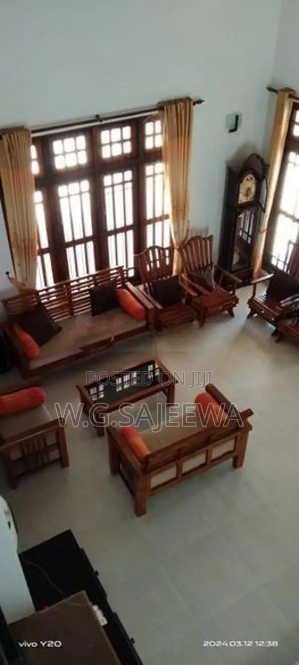63perch land with 2houses for sale in Miriswatta, katana