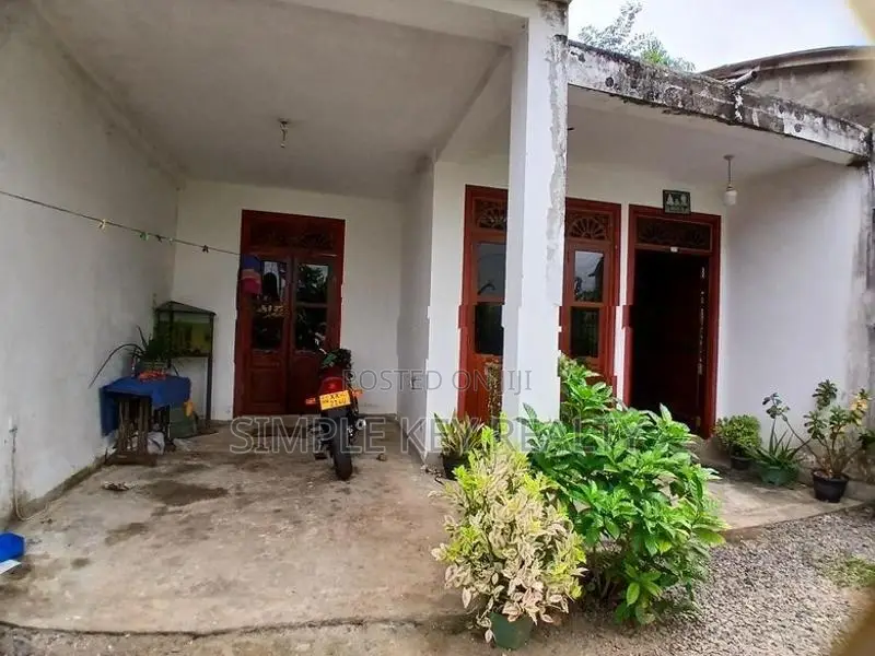 House for Sale in Gampaha Orathuta Road