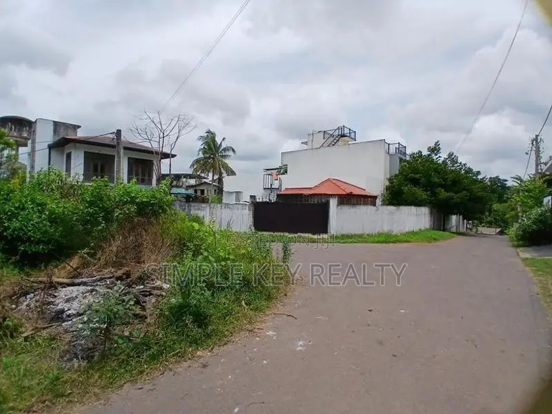 House for Sale in Gampaha Orathuta Road