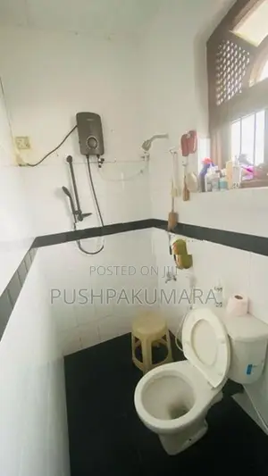 House For Rent In Battaramulla (file No 5436b) Heenatikumbuea Road