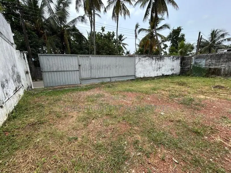 Valuable 12.9 Perches Land for Sale in Piliyandala