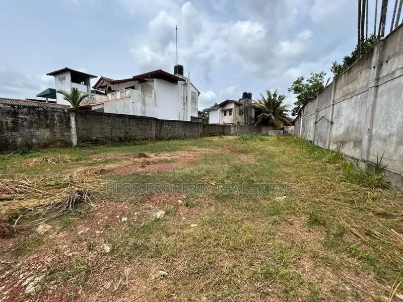 Valuable 12.9 Perches Land for Sale in Piliyandala
