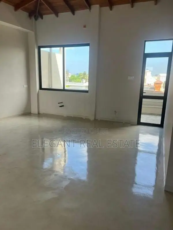 Commercial Property for Rent in Colombo 05 (A6468)