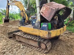 Komatsu 30 1995 Heavy-Duty (Used)