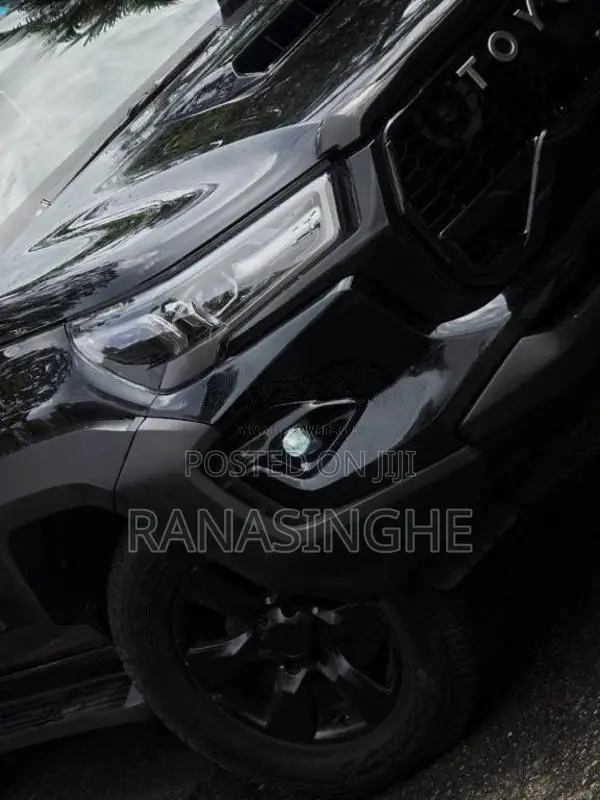Toyota Hilux 2017 Pickup (Used)