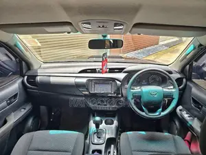 Toyota Hilux 2017 Pickup (Used)