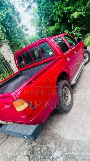 Isuzu Double Cab 1999 Pickup (Used)