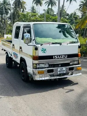 Isuzu Crewcab 1982 Crew Cab (Used)