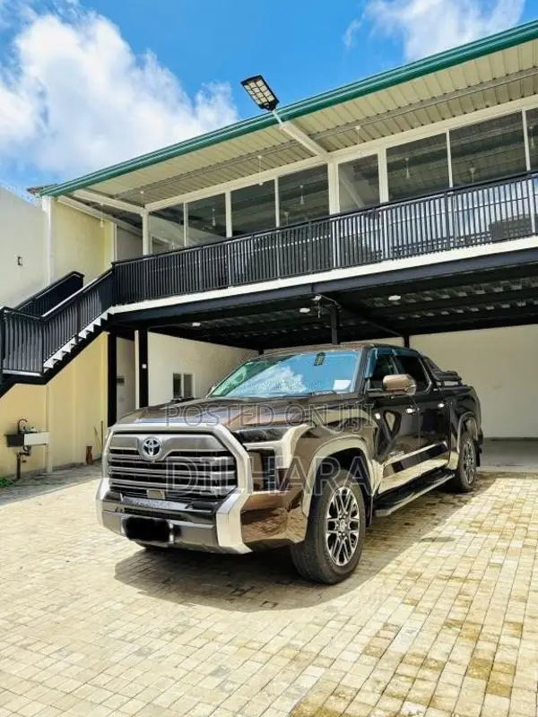 Toyota Tundra I Force Max 2024 Pickup (Used)