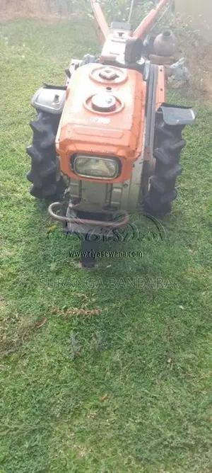 Kubota K8 2001 Tractor (Used)