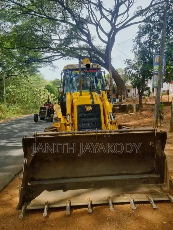 JCB 12 3cx 1999 Heavy-Duty (Used)