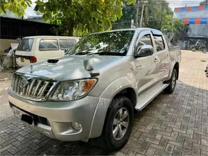 Toyota Hilux Thailand 2006 Pickup (Used)