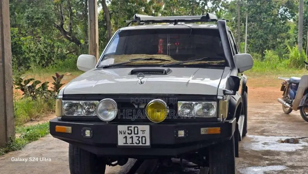 Nissan D21 1986 Pickup (Used)