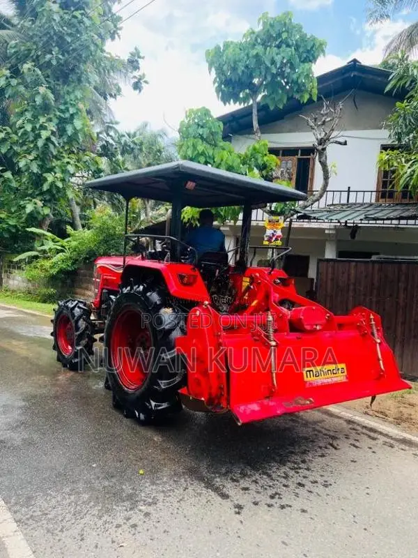 Mahindra 585 2024 Tractor (Used)