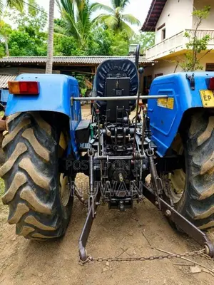 New-Holland 4710 2016 Tractor (Used)