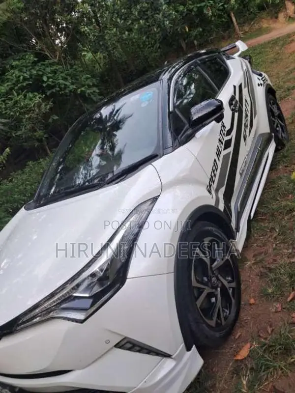 Toyota Chr 2018 SUV (Used)
