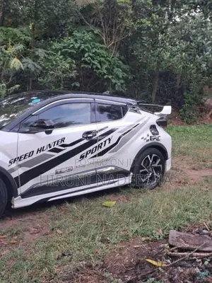 Toyota Chr 2018 SUV (Used)