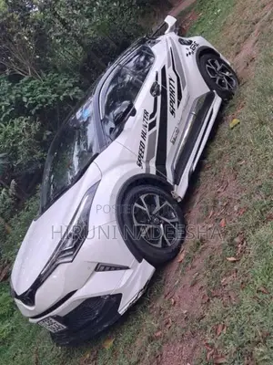 Toyota Chr 2018 SUV (Used)