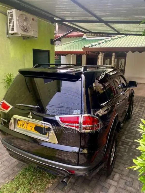 Mitsubishi Montero Sport 2012 SUV (Used)