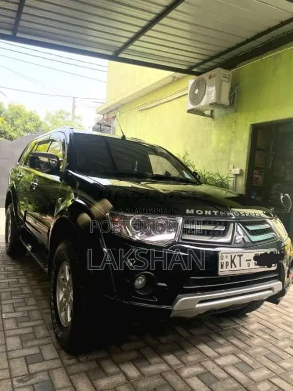 Mitsubishi Montero Sport 2012 SUV (Used)