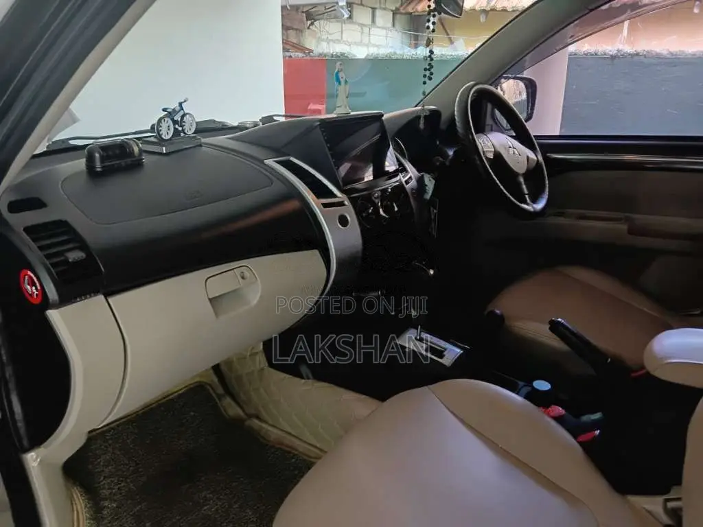Mitsubishi Montero Sport 2012 SUV (Used)