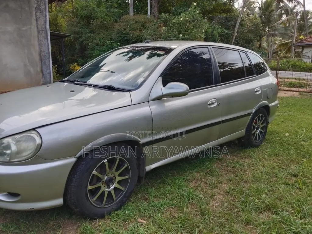 Kia Rio 2000 Car (Used)