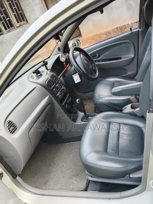 Kia Rio 2000 Car (Used)