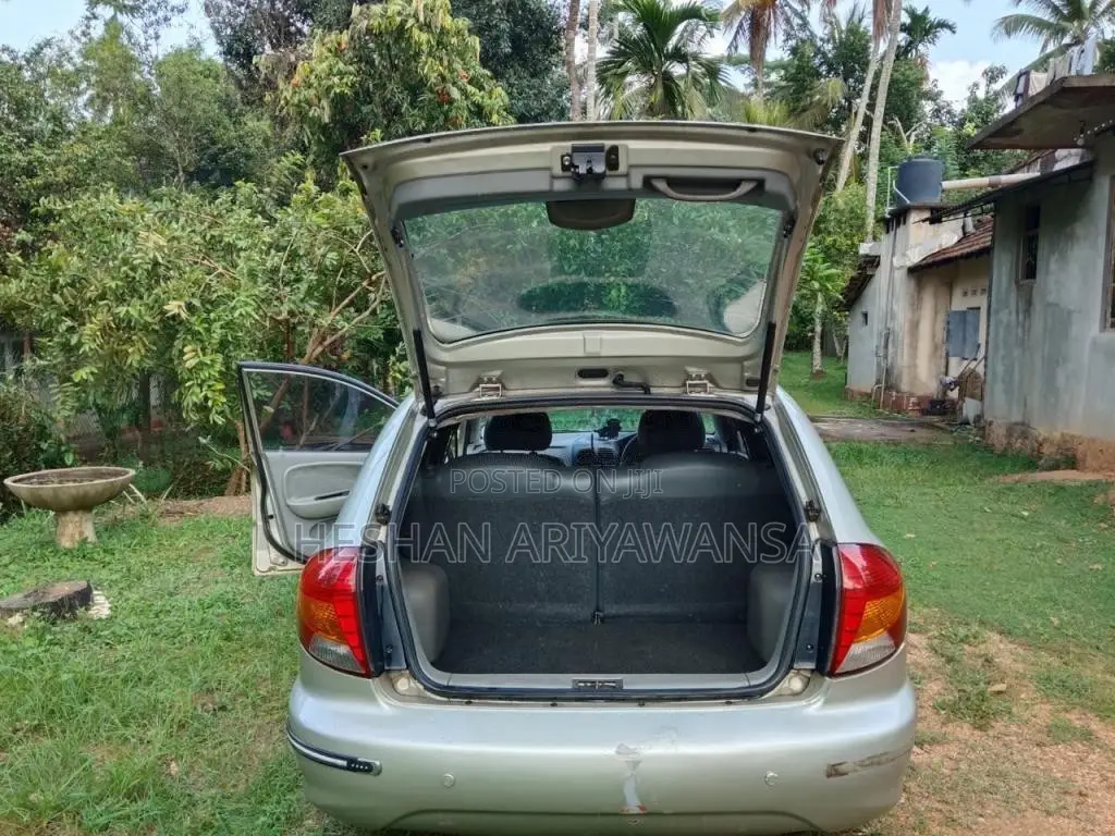 Kia Rio 2000 Car (Used)