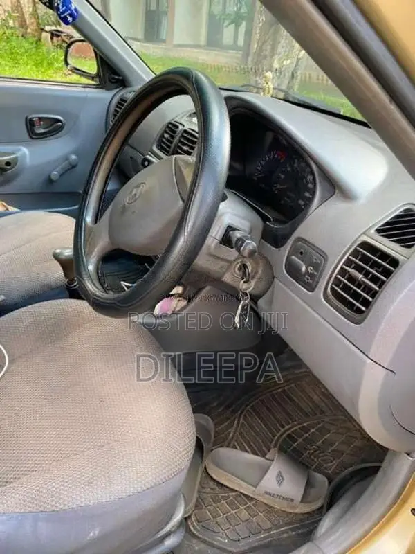 Hyundai Accent 2001 Car (Used)
