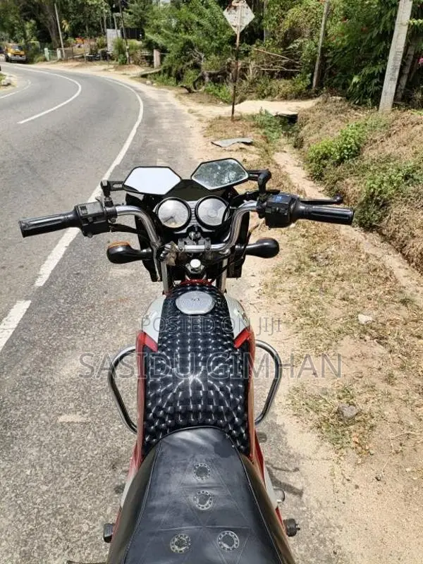 Bajaj CT-100 2005 Motorbike (Used)