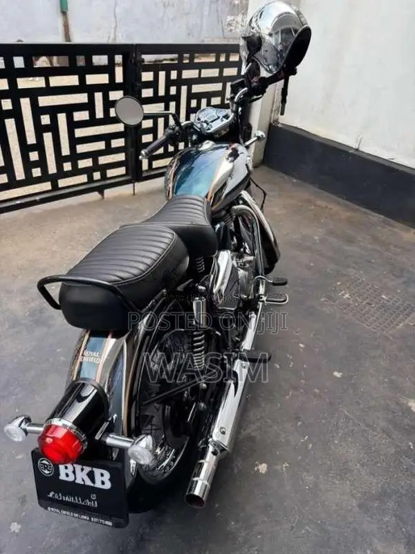 Other Royal Enfield Classic 350 2025 Motorbike (Used)