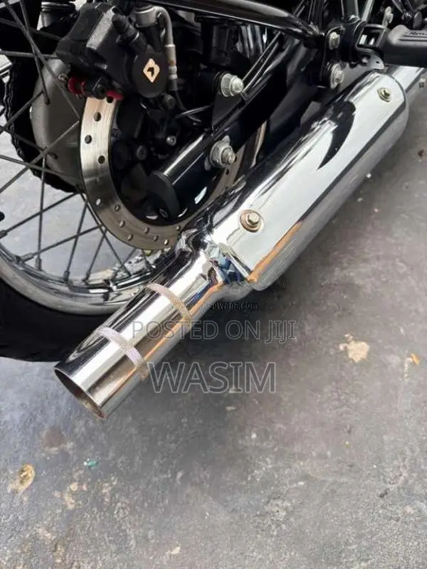 Other Royal Enfield Classic 350 2025 Motorbike (Used)