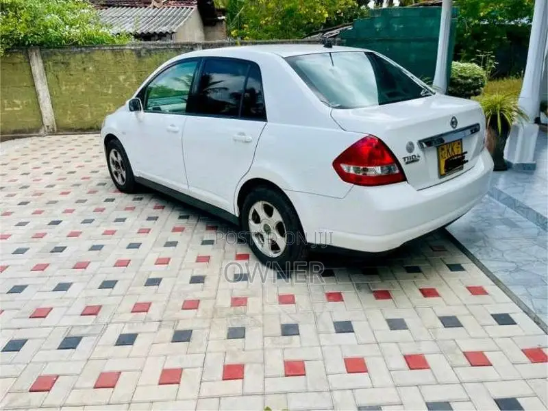 Nissan Tiida 2007 Car (Used)