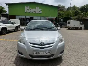 Toyota Yaris 2008 Car (Used)