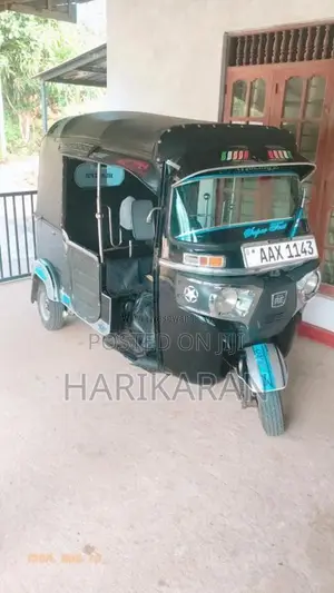 Bajaj RE 2015 Three Wheel (Used)